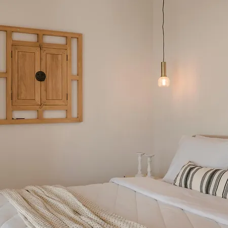 Annino In Village With Private Pool! Karavados
