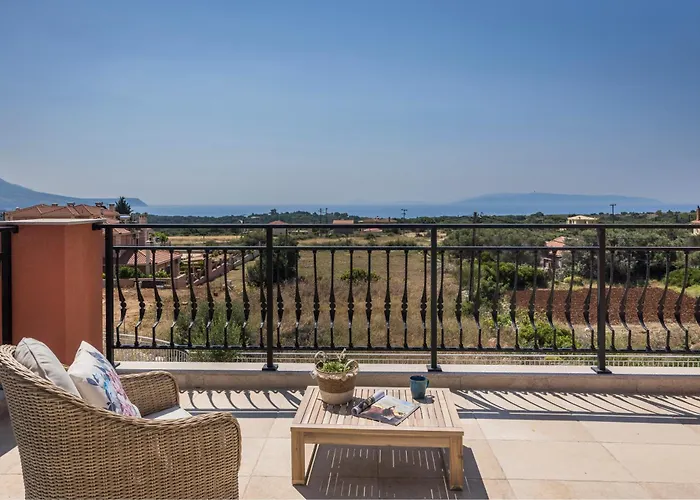 Вилла Annino In Village With Private Pool! *